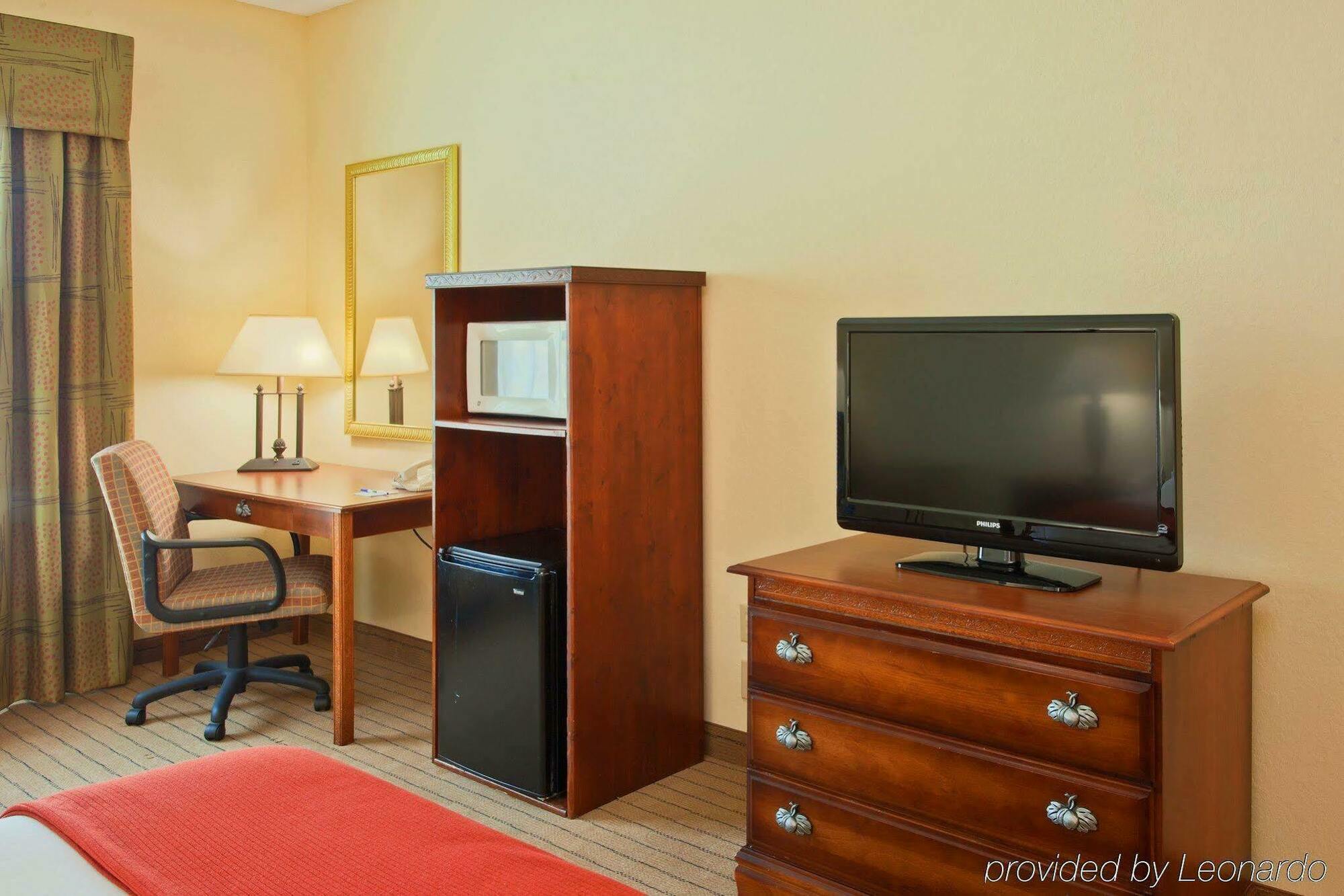 Holiday Inn Express & Suites - Enterprise By Ihg Номер фото